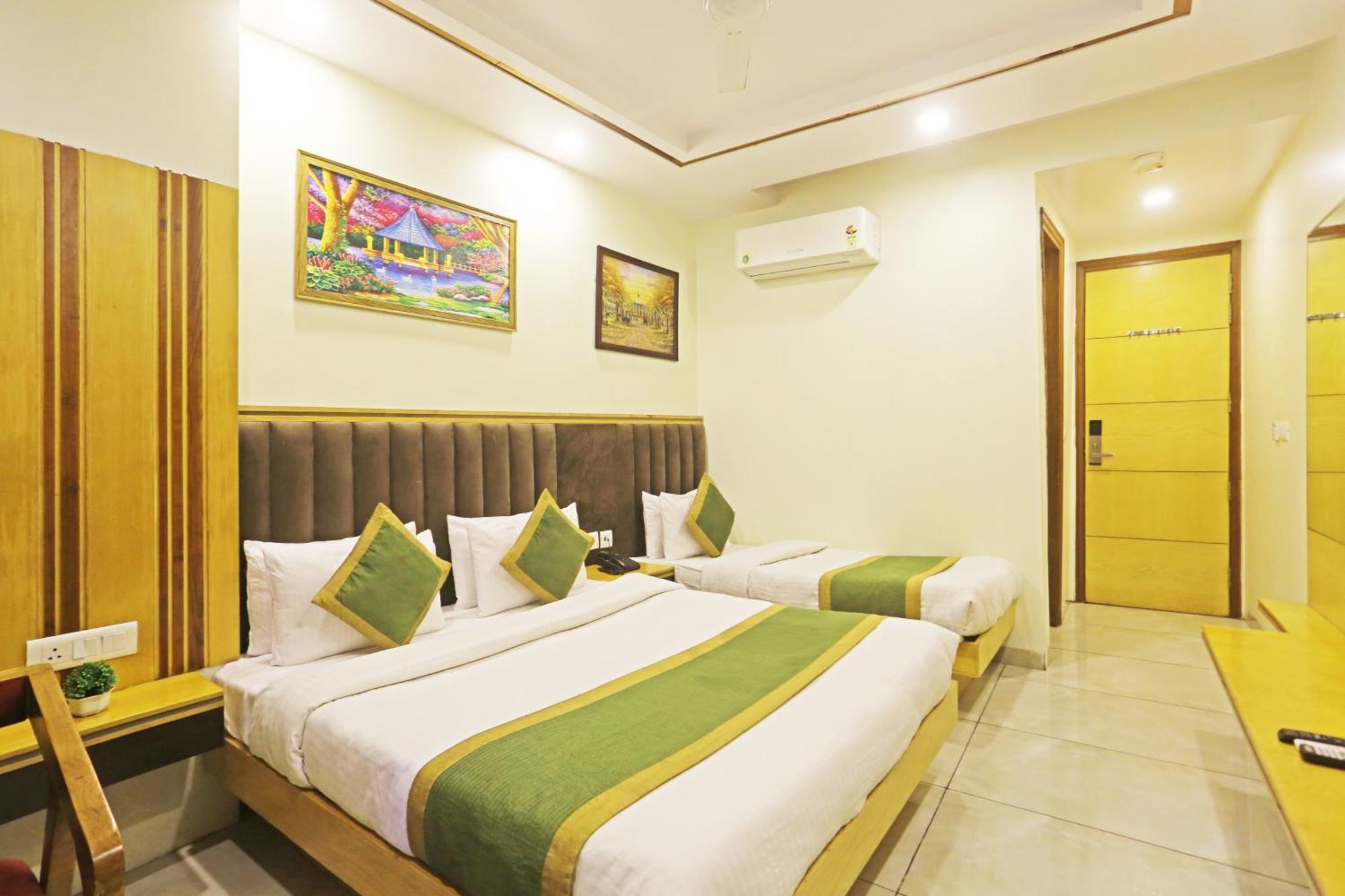 Hotel Aman Imperial Just A Minute Away From New Delhi Railway Station And Connaught Place Exterior foto