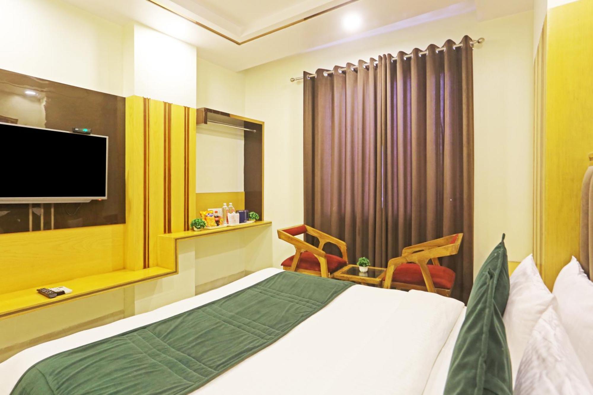 Hotel Aman Imperial Just A Minute Away From New Delhi Railway Station And Connaught Place Exterior foto