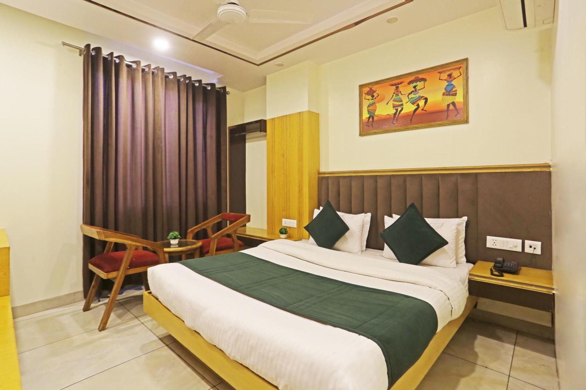 Hotel Aman Imperial Just A Minute Away From New Delhi Railway Station And Connaught Place Exterior foto